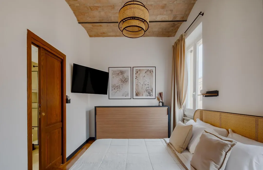 Colosseo Flats And Penthouse-1
